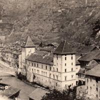 Le Palais des évèques CPA