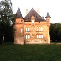 Mouzay (Meuse) Charmois, le château