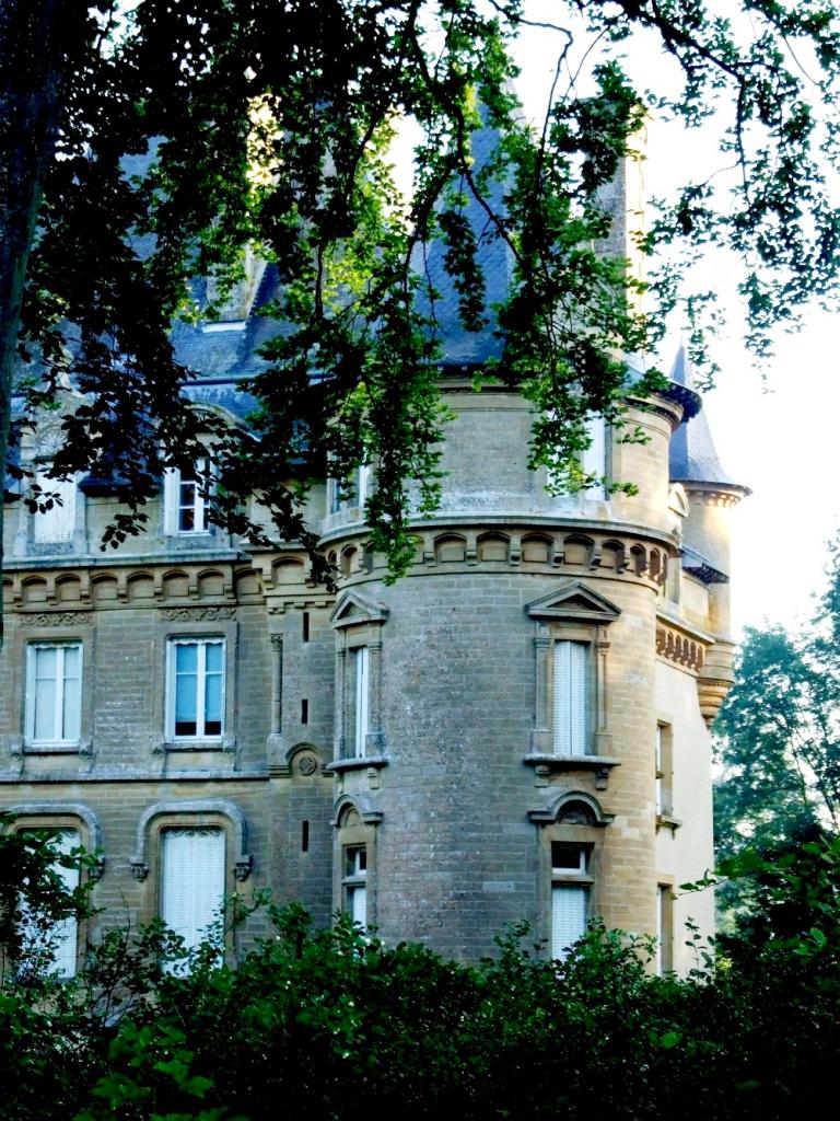 Mouzay (Meuse) Charmois, le château