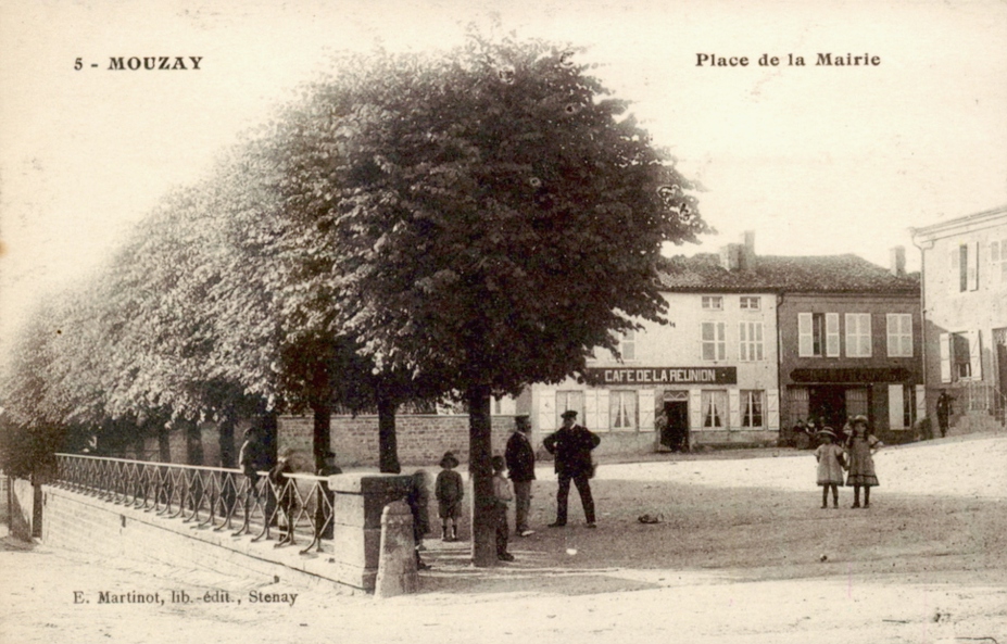 Mouzay (Meuse) Le café CPA