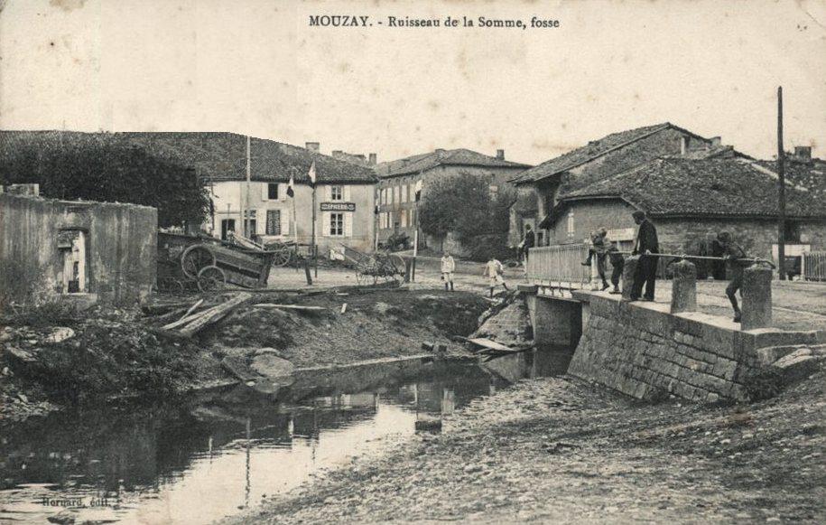 Mouzay (Meuse) Le ruisseau