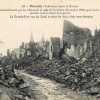 Mouzon (08) Grande rue et pont en 1918 CPA