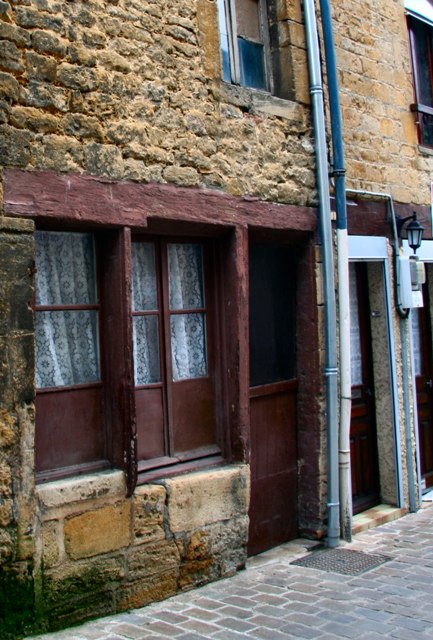 Mouzon (08) Vieilles maisons