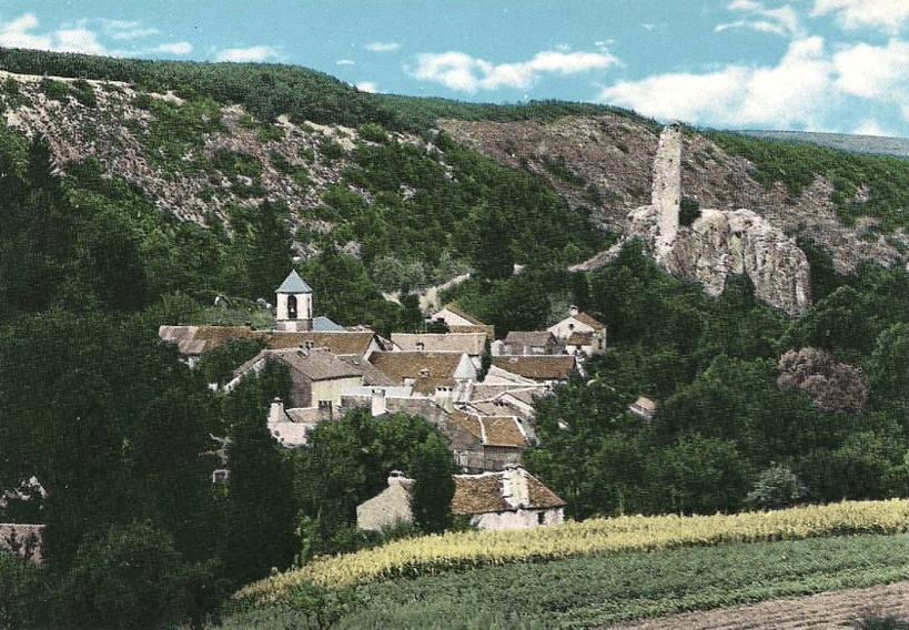Murat-sur-Vèbre (Tarn) Boissezon, vue générale