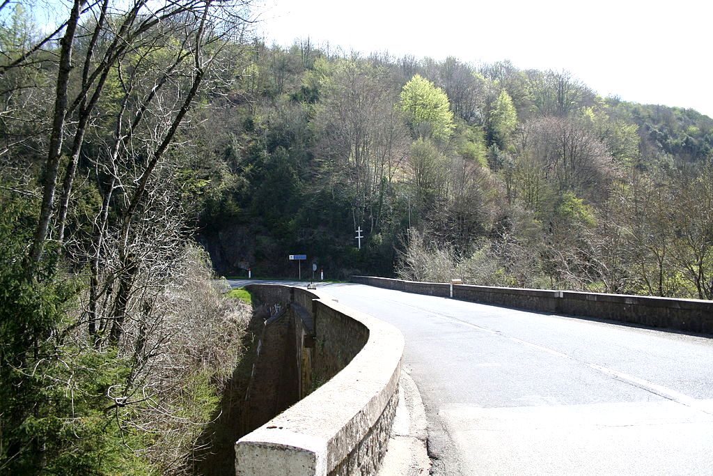 Murat-sur-Vèbre (Tarn) Pont mouline