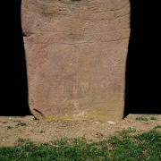 Murat-sur-Vèbre (Tarn) Statue-menhir du moulin de Louat