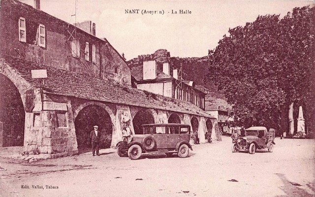 La halle (cpa)