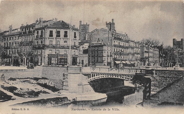 Narbonne aude l entree de la ville cpa