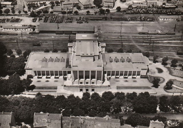 Narbonne aude le palais des arts vue aerienne cpa