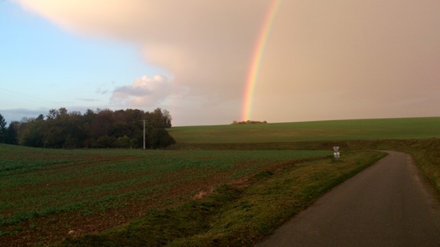 Neuville bosc oise petit allere arc en ciel