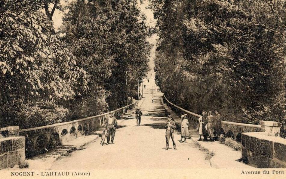 Nogent l'Artaud (Aisne) CPA Avenue du Pont