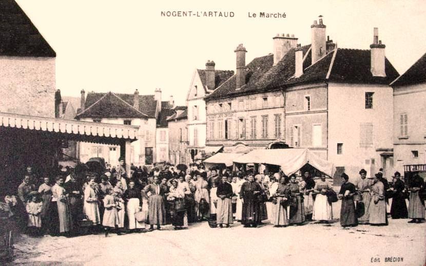 Nogent l'Artaud (Aisne) CPA Marché