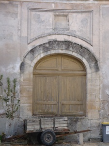 Nogent l'Artaud (Aisne) Abbaye ancienne porte