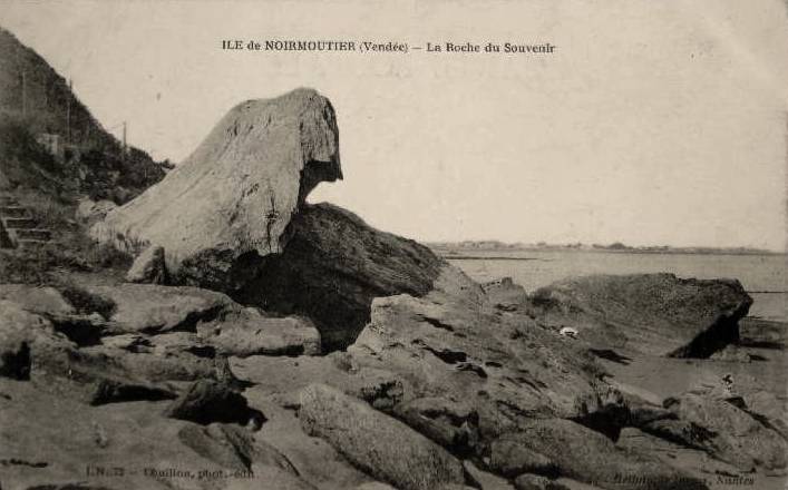 Noirmoutier-en-l'île (Vendée) La roche du souvenir CPA