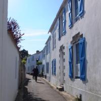 Noirmoutier-en-l'Ile (Vendée) Une ruelle en 2014