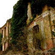 Normanville seine maritime chateau en ruines