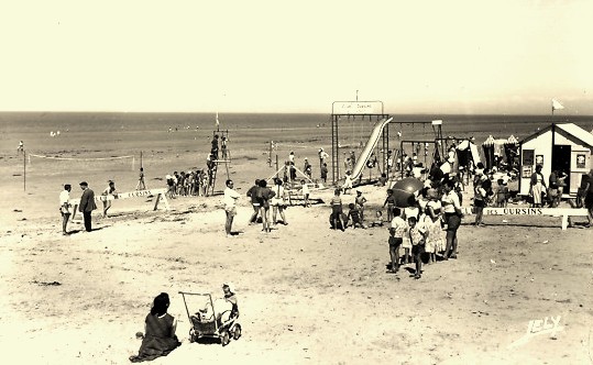 Notre-Dame-de-Monts (Vendée) La plage CPA