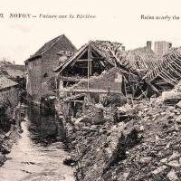 Noyon oise cpa 1914 1918 ruines sur la riviere 