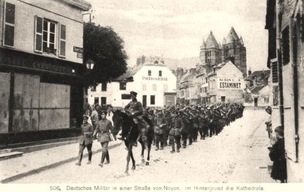 Noyon oise cpa 1914 1918 soldats allemands