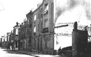 Noyon oise cpa 1940 rue de paris 