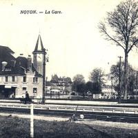 Noyon oise cpa gare apres guerre