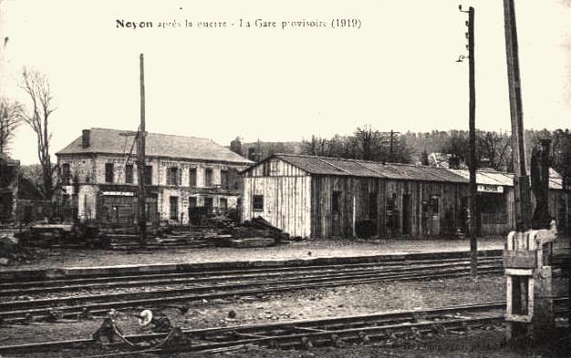 Noyon oise cpa gare provisoire 1920