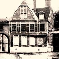 Noyon oise cpa porte corbault