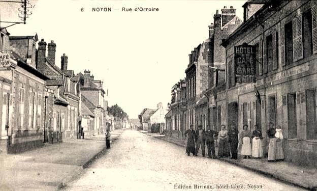 Noyon oise cpa rue d orroire