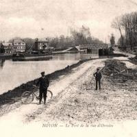 Noyon oise cpa rue d orroire port 