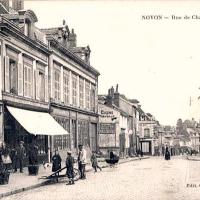 Noyon oise cpa rue de chauny