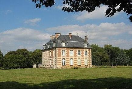 Noyon oise mont renaud nouveau chateau