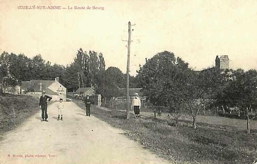 Oeuilly (Aisne) CPA route de Bourg