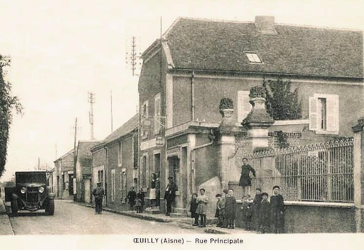 Oeuilly (Aisne) CPA rue principale