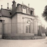 L' hospice Debrousse, rue de Bagnolet, cpa