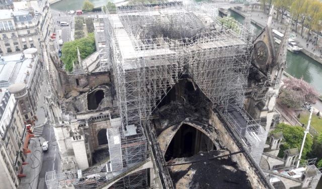 Paris 75 la cathedrale notre dame en 2020