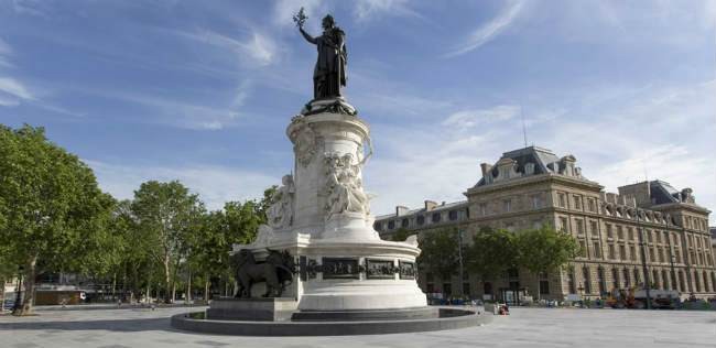 Paris 75 la place de la republique