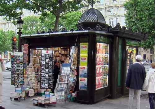 Kiosque à journaux Davioud