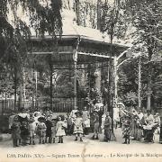 Paris 75 un kiosque a musique cpa