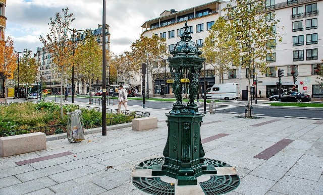 Paris 75 une fontaine wallace