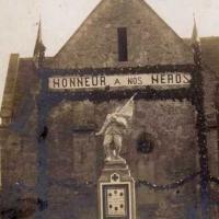 Passy-sur-Marne (Aisne) CPA monuments aux morts