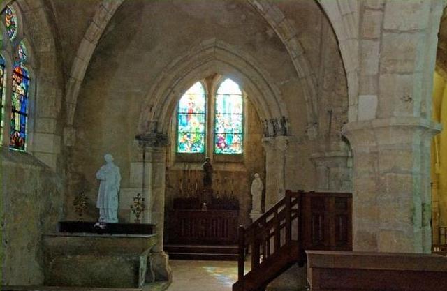 Passy-sur-Marne (Aisne) intérieur église Saint-Eloi