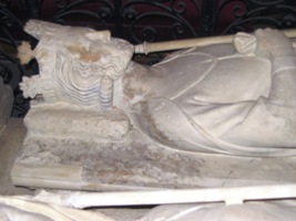 Gisant Pépin III dit le Bref, abbaye de Saint-Denis