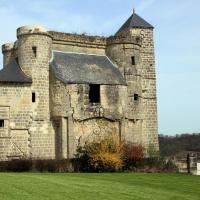 Pernant (Aisne) Le château