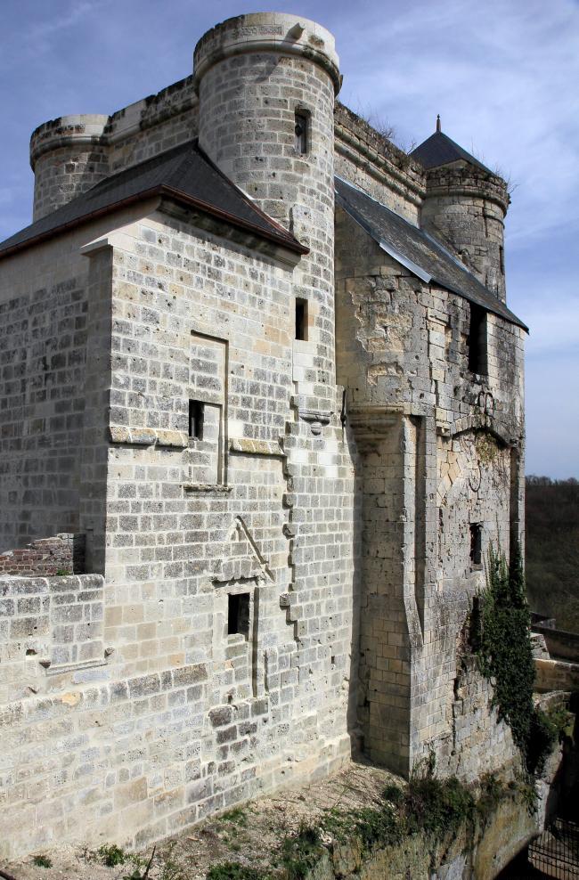 Pernant (Aisne) Le château