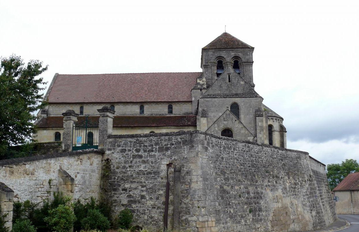 Pernant (Aisne) L'église Saint-Léger