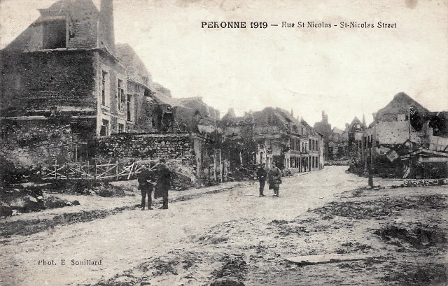 Peronne somme 1914 1918 la rue saint nicolas cpa