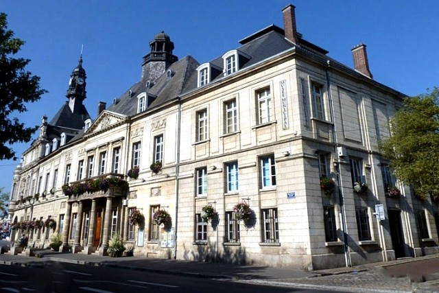 Peronne somme l hotel de ville cpa