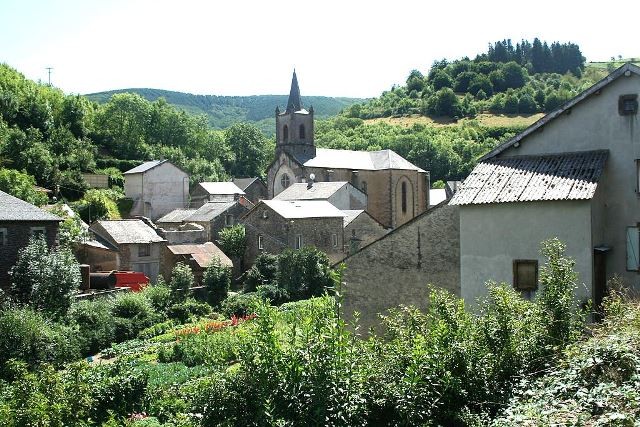 Peux et couffouleux aveyron couffouleux l eglise vue generale