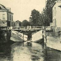 Picquigny somme 1914 1918 le pont detruit cpa