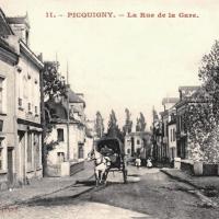 Picquigny somme la rue de la gare cpa